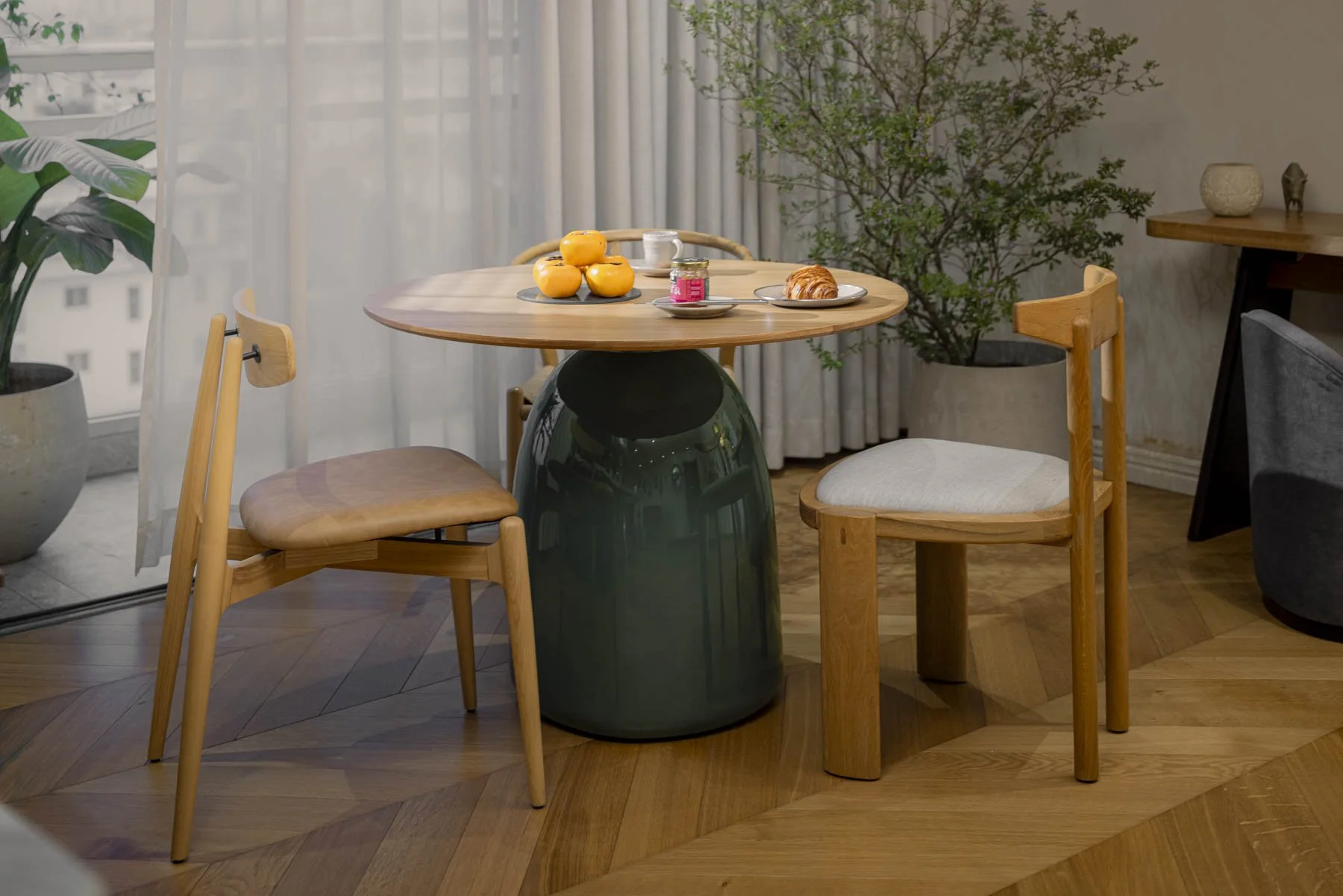 Casamia Interior - Dining tables